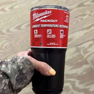 Milwaukee Packout Black Travel Tumbler - Long Temperature Retention